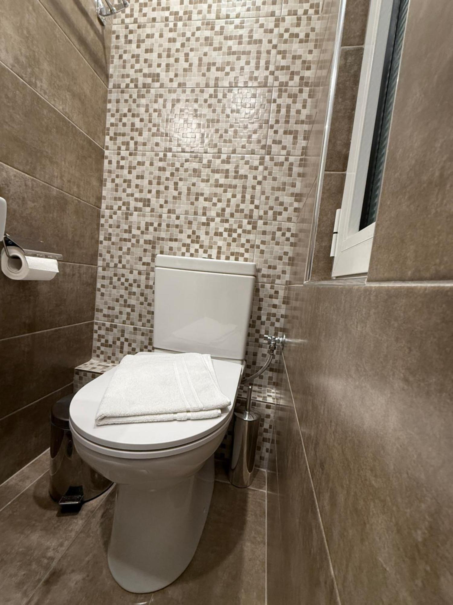 Hotel Ideal Piraeus Luaran gambar